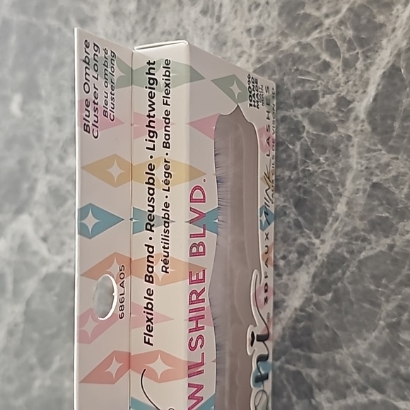 IONI "Wilshire Blvd" Blue Ombre Cluster Long Reusable Eyelashes - Picture 5 of 5